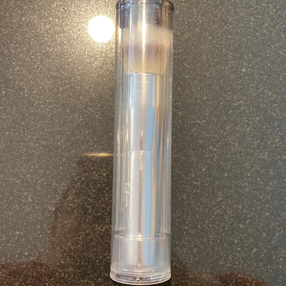 NIB IT Cosmetics Heavenly Luxe Double Airbrush Foundation Brush